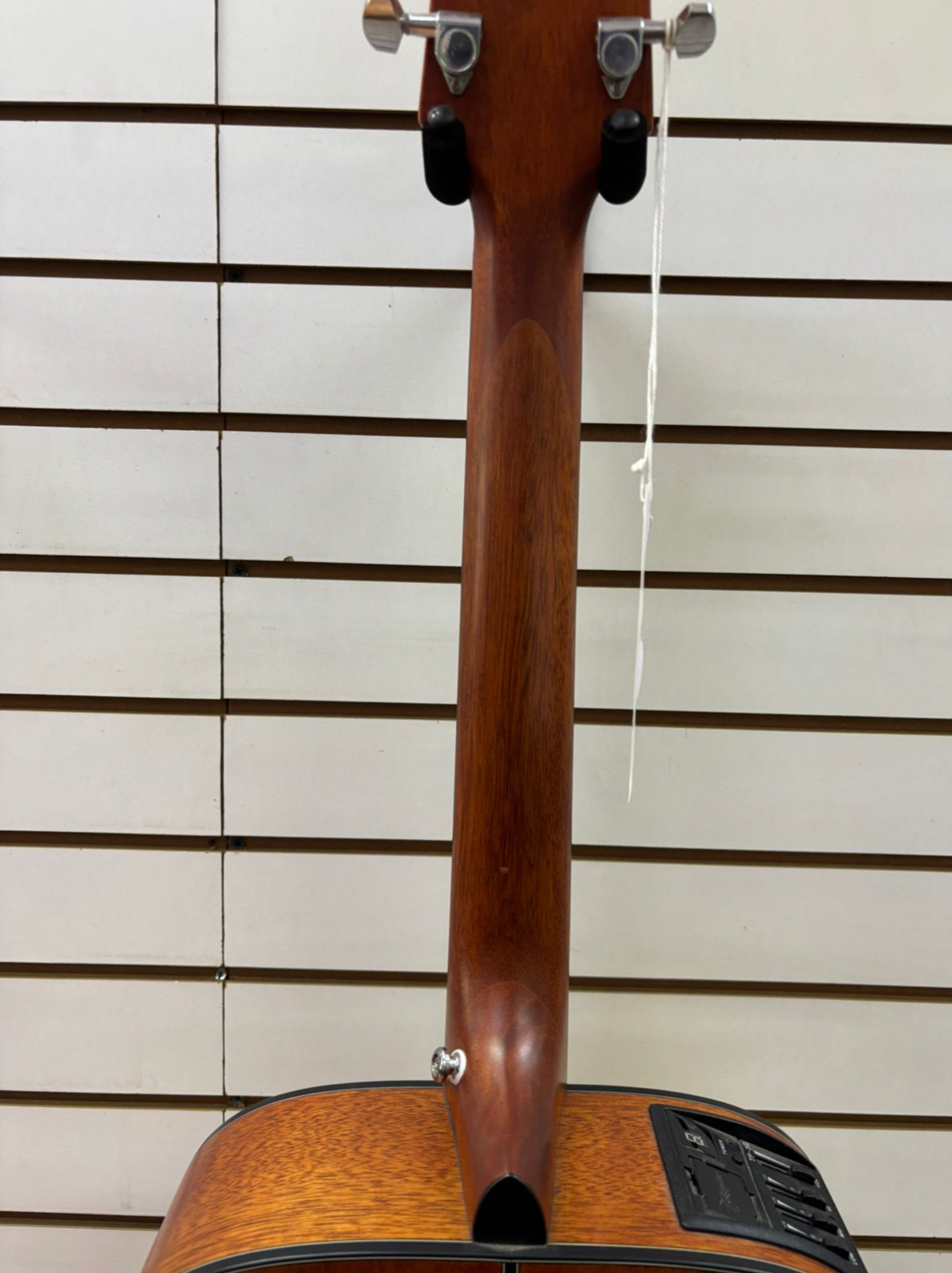 Guitarra Electroacústica Takamine GLD12ENS Natural Satinado – Producto en Remate