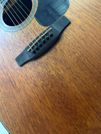 Guitarra Electroacústica Takamine GLN11ENS Caoba – Producto en Remate