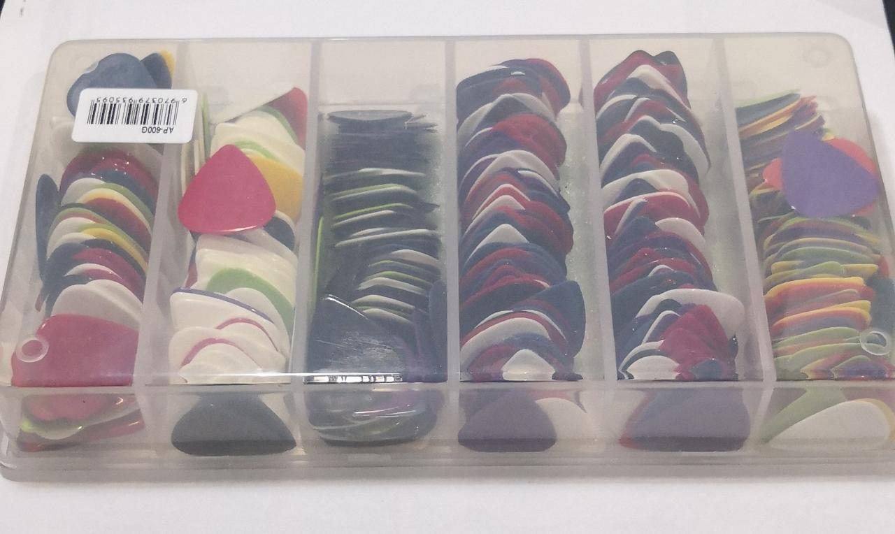 Paquete de 600 Plumillas Alice Nylon con Relieve
